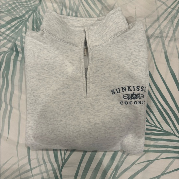 Sunkissed Coconut Oversized Quarter Zip Sweatshirt Size Small - Picture 1 of 3